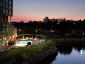 Hotel close to casino lac leamy