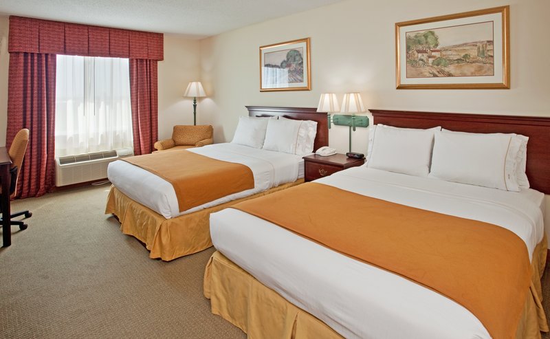 HOLIDAY INN EXPRESS - Fulton, MO