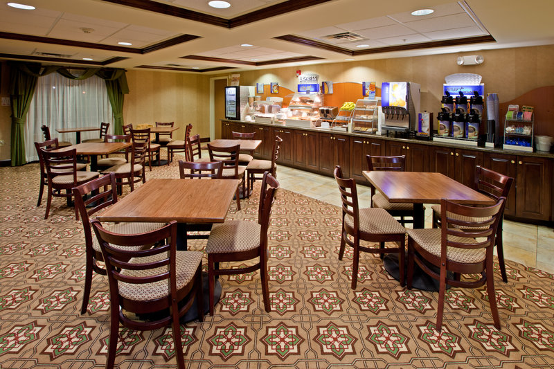 Holiday Inn Express LEBANON - Lebanon, IN