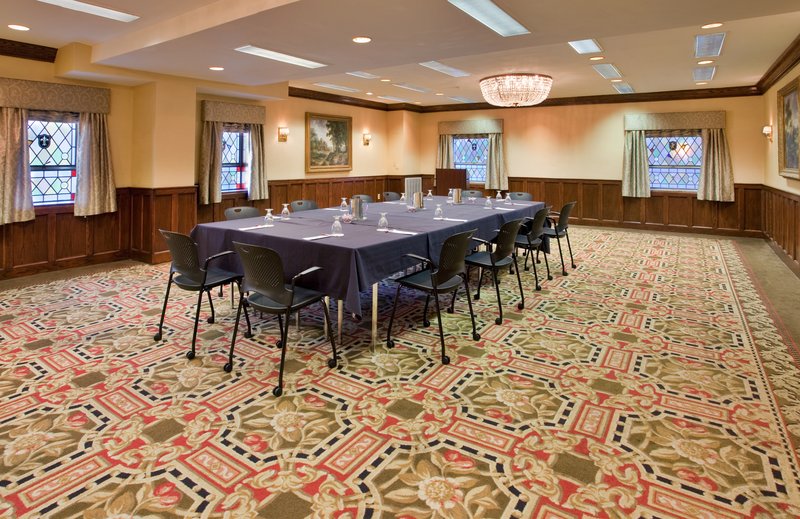 Crowne Plaza - Saint Louis, MO