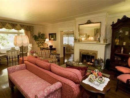 The Bissell House Bed & Breakfast - Bed and Breakfast - South Pasadena, CA