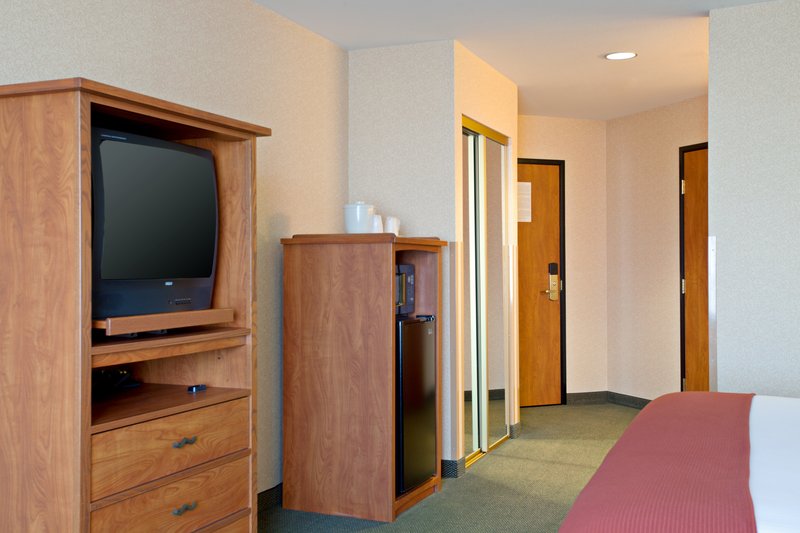 Holiday Inn Express & Suites Elk Grove Ctrl - Sacramento S - Elk Grove, CA