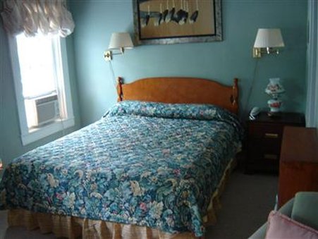 Maplehurst Inn - Antrim, NH