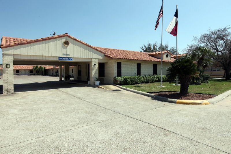 Americas Best Value Inn - Edinburg, TX