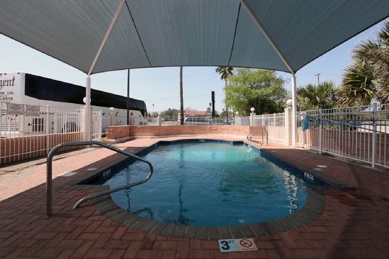 Americas Best Value Inn - Edinburg, TX