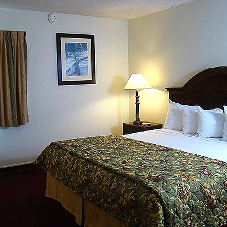 Magnuson Hotel - Houghton, MI