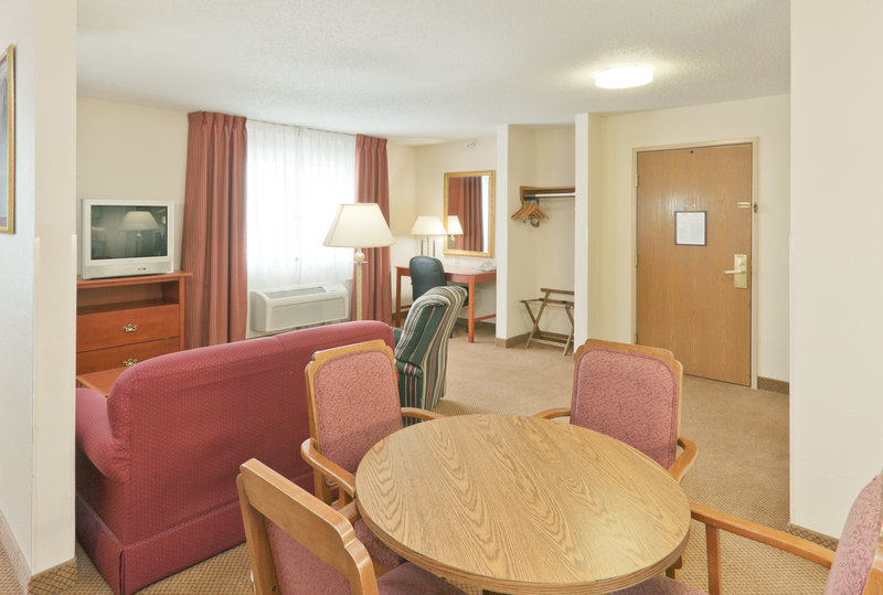 Holiday Inn Express ADRIAN - Adrian, MI