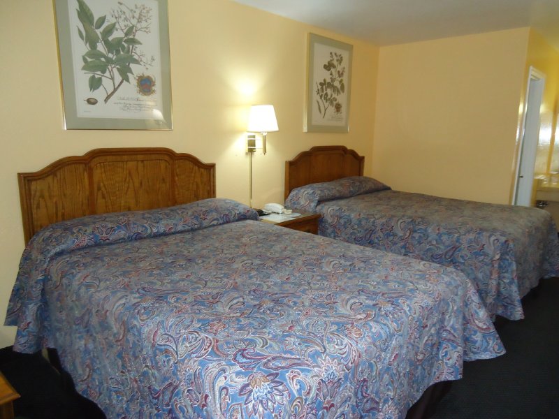 Coachman Inn - Waldron, AR