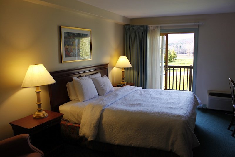 Yankee Inn Home Comfort - Lenox, MA