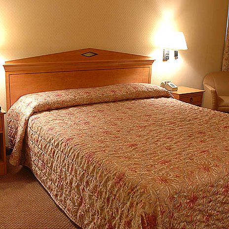 Capri Lynbrook Motor Inn - Lynbrook, NY