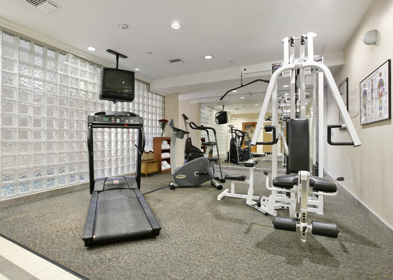 Comfort Inn & Suites - Oakland, CA