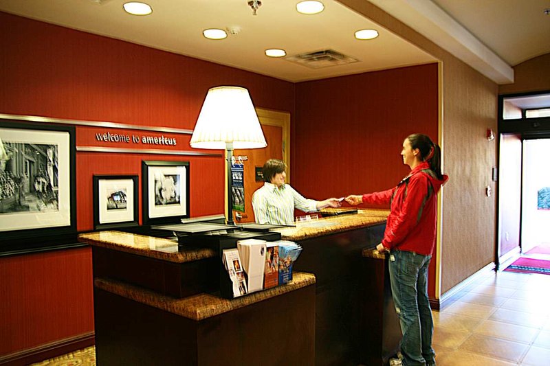Hampton Inn Americus - Americus, GA