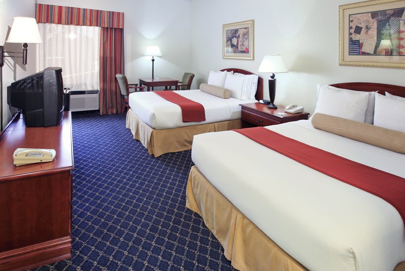 Holiday Inn Express - Bryant, AR