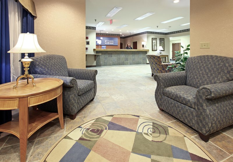 Holiday Inn Express - Bryant, AR