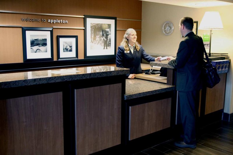 Hampton Inn Appleton-Fox River Mall Area - Appleton, WI