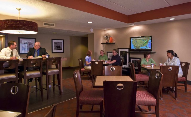 Hampton Inn Appleton-Fox River Mall Area - Appleton, WI