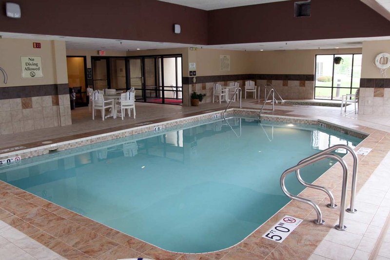 Hampton Inn Appleton-Fox River Mall Area - Appleton, WI