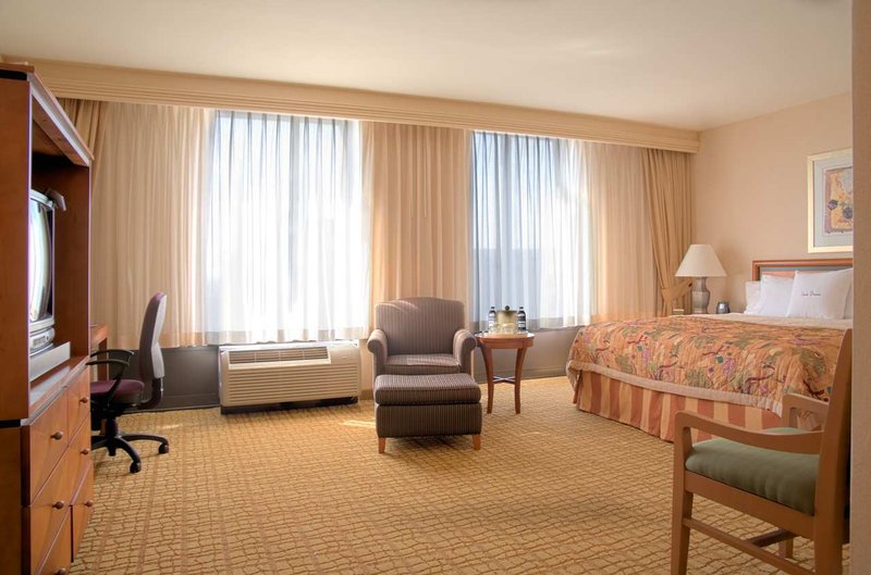 Doubletree By Hilton Hotel Atlanta Airport - Atlanta, GA