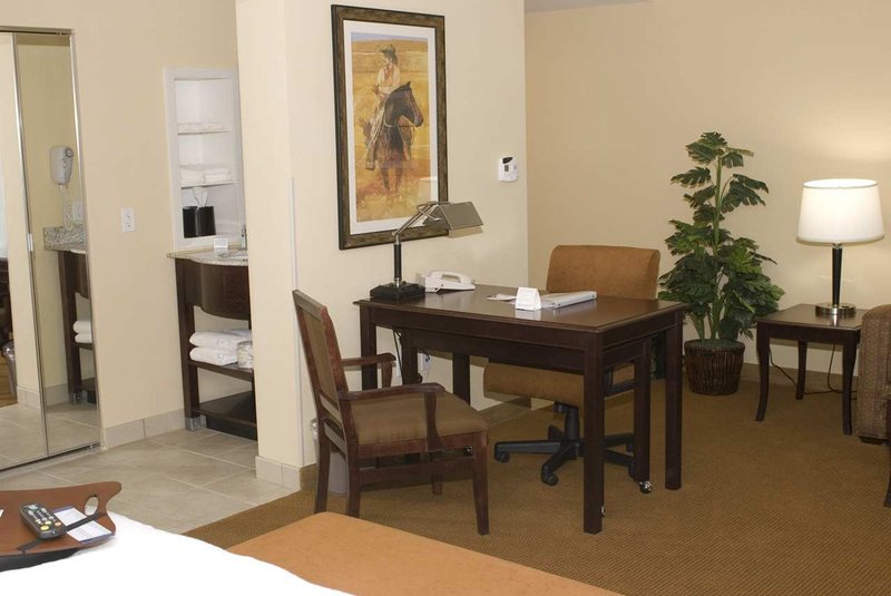 Hampton Inn & Suites Ocala - Ocala, FL