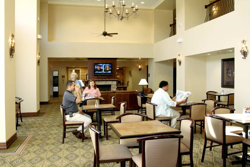 Hampton Inn & Suites Ocala - Ocala, FL