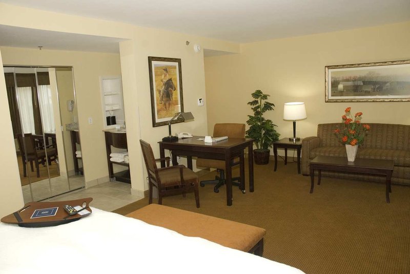 Hampton Inn & Suites Ocala - Ocala, FL