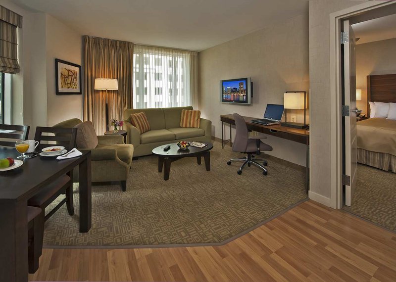 Homewood Suites by Hilton Baltimore Inner Harbor - Baltimore, MD