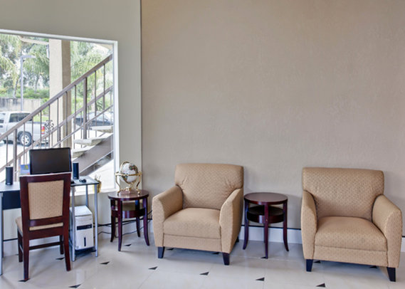 Fallbrook Lodge - Fallbrook, CA