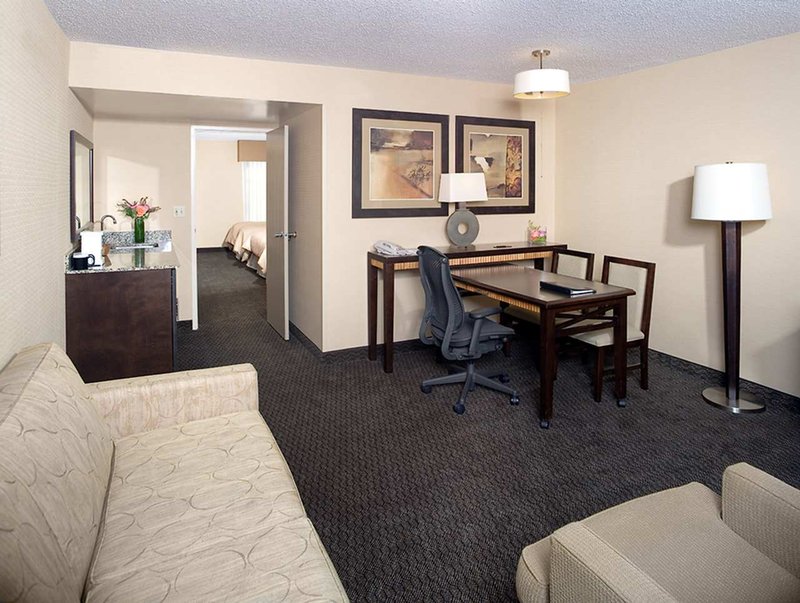 Embassy Suites By Hilton Birmingham - Birmingham, AL