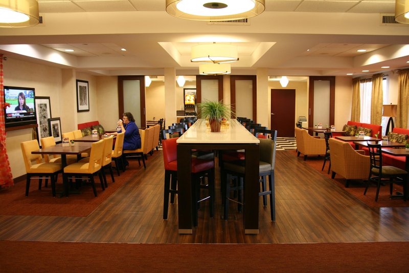 Hampton Inn-Bentonville/Rogers - Rogers, AR