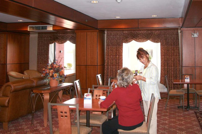 Hampton Inn Batavia - Batavia, NY