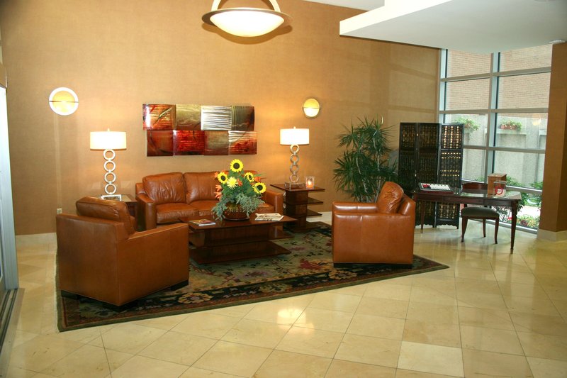 Doubletree Club By Hilton Hotel Buffalo Downtown - Buffalo, NY