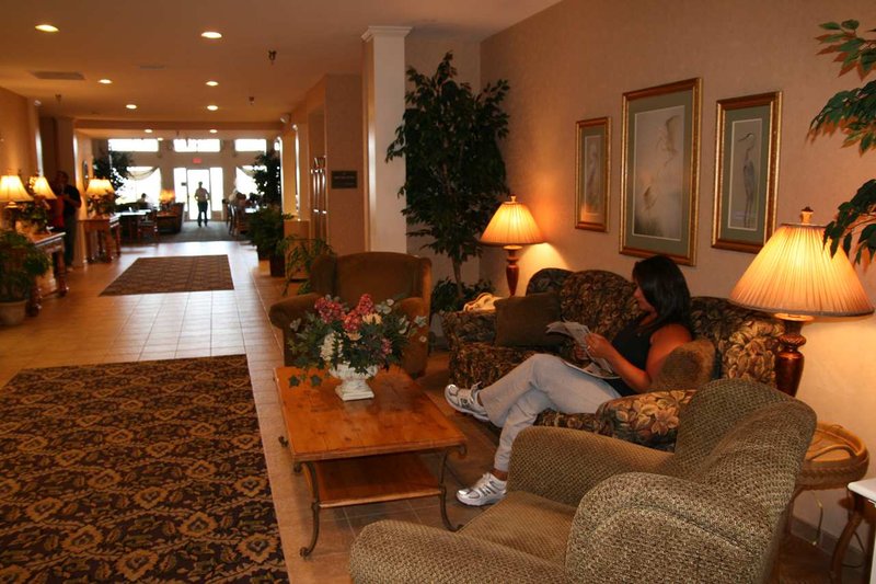 Hampton Inn & Suites Chincoteague-Waterfront - Chincoteague Island, VA