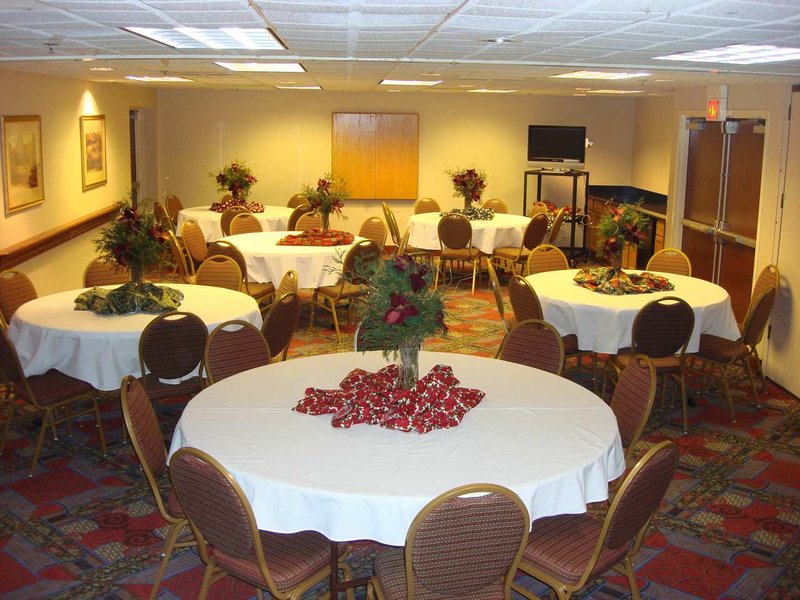 Holiday Inn Express CRESTWOOD - Midlothian, IL