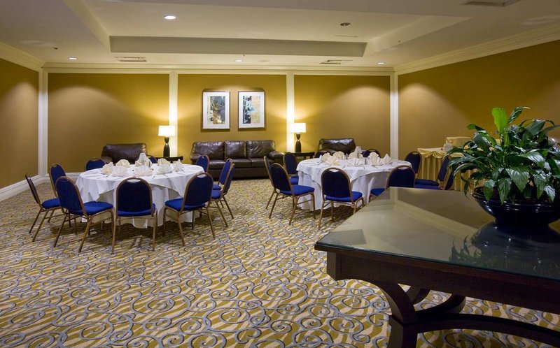 DoubleTree by Hilton Hotel Chicago O'Hare Airport - Rosemont - Rosemont, IL