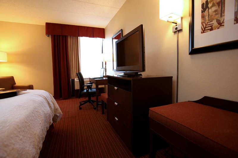 Hampton Inn Chicago/Naperville near NIU Conference Center - Naperville, IL