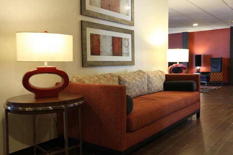 Hampton Inn Chicago/Naperville near NIU Conference Center - Naperville, IL