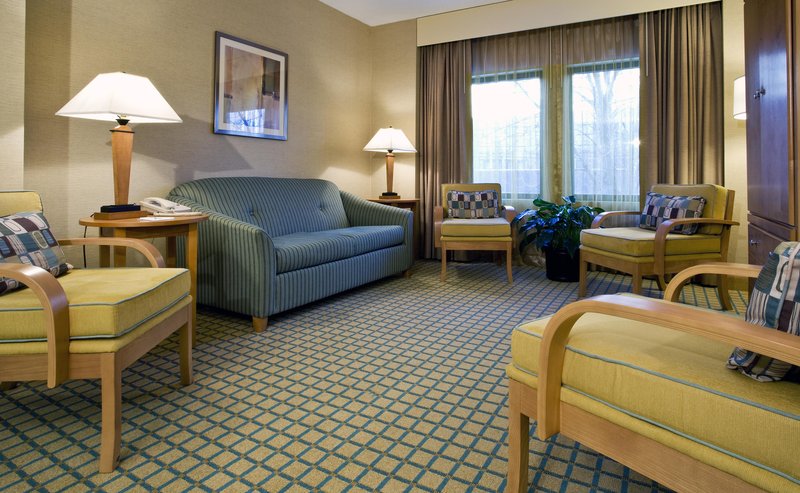 Embassy Suites By Hilton Chicago O'Hare Rosemont - Rosemont, IL