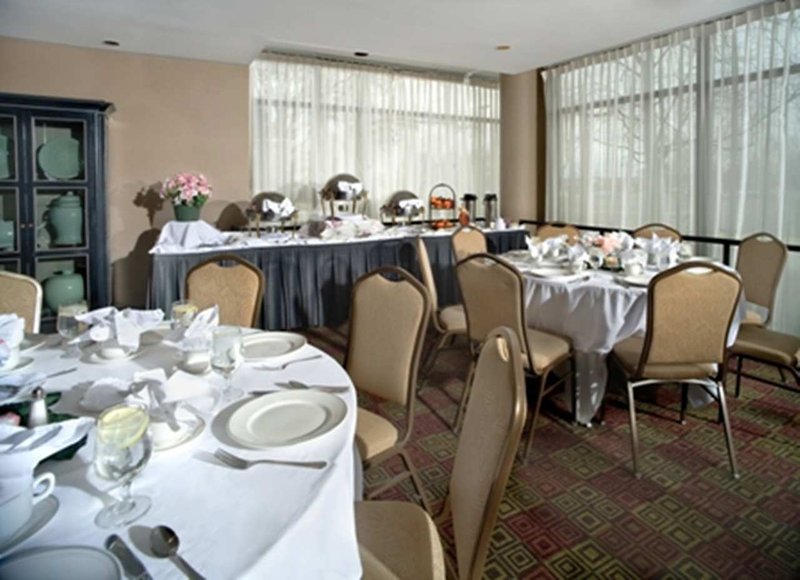 Doubletree By Hilton Hotel Chicago-Schaumburg - Schaumburg, IL