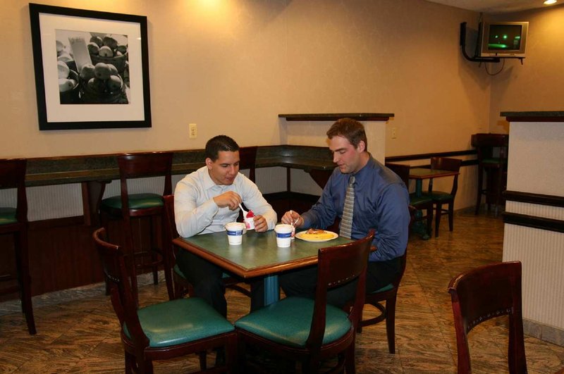 Hampton Inn Carlstadt-At The Meadowlands - Carlstadt, NJ