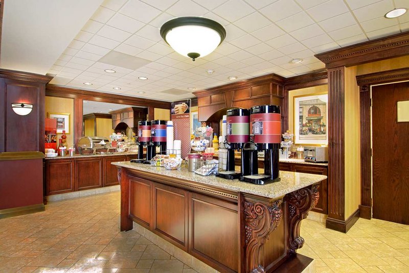 Hampton Inn & Suites Cleveland-Beachwood - Beachwood, OH