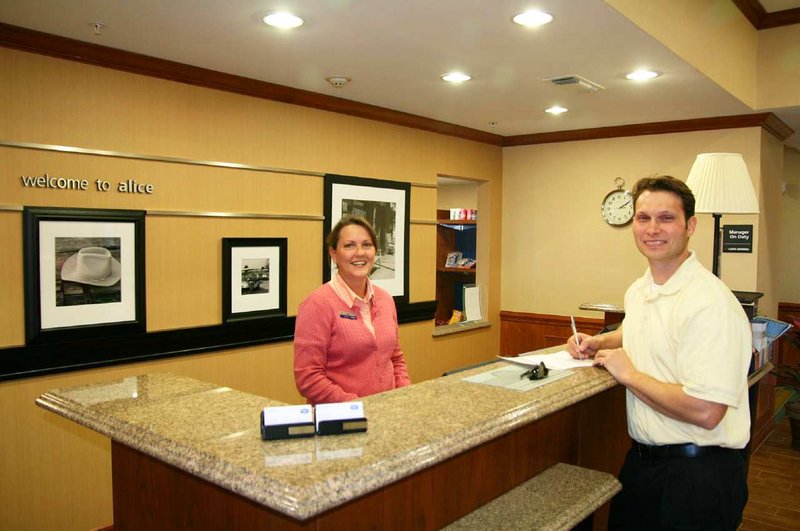 Hampton Inn Alice - Alice, TX