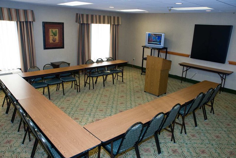 Hampton Inn-Cortland - Cortland, NY