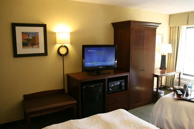 Best Western Plus-Riverfront - Covington, KY