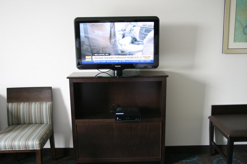 Hampton Inn & Suites Wilder - Newport, KY