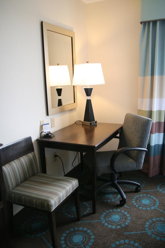 Hampton Inn & Suites Wilder - Newport, KY