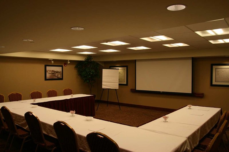 Hampton Inn-Dubuque - Dubuque, IA