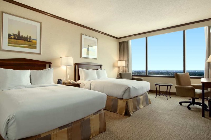 Hilton Alexandria Mark Center - Alexandria, VA