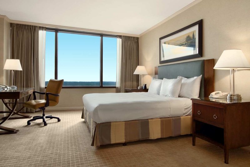 Hilton Alexandria Mark Center - Alexandria, VA