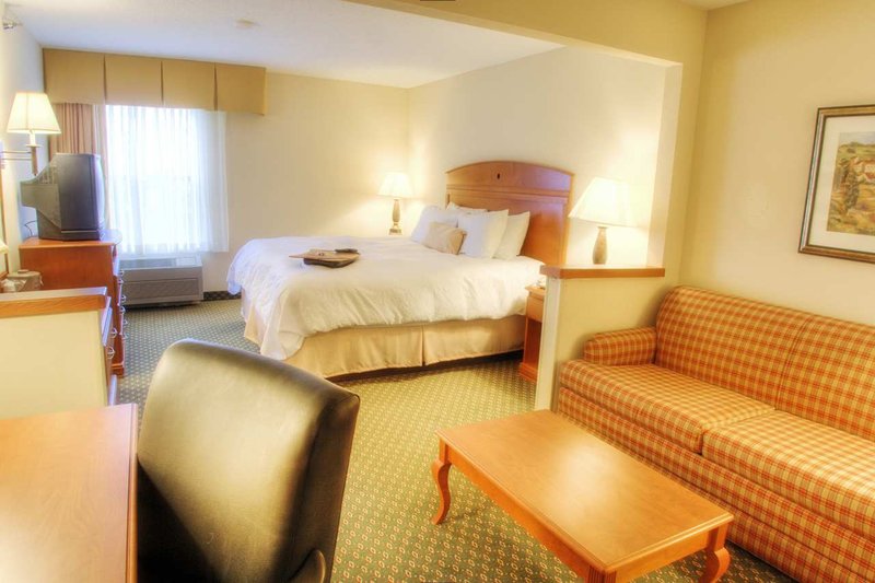 Hampton Inn Decatur/Forsyth - Forsyth, IL
