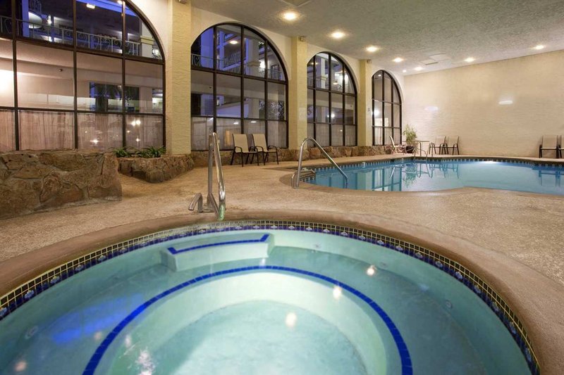 Embassy Suites By Hilton Denver Southeast - Denver, CO